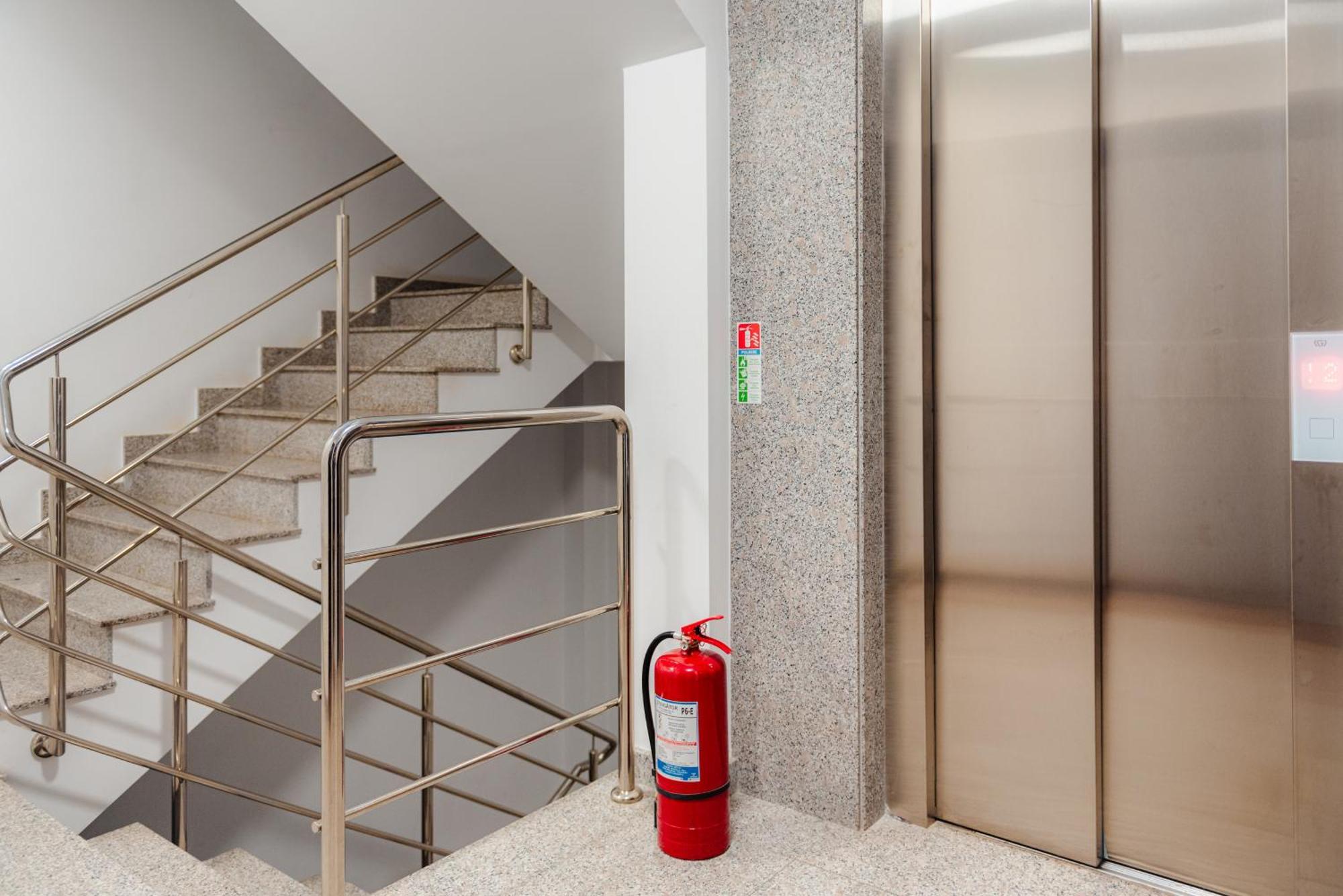 Downtown Apartment Boutique - Blue & Pink Bukares Bagian luar foto
