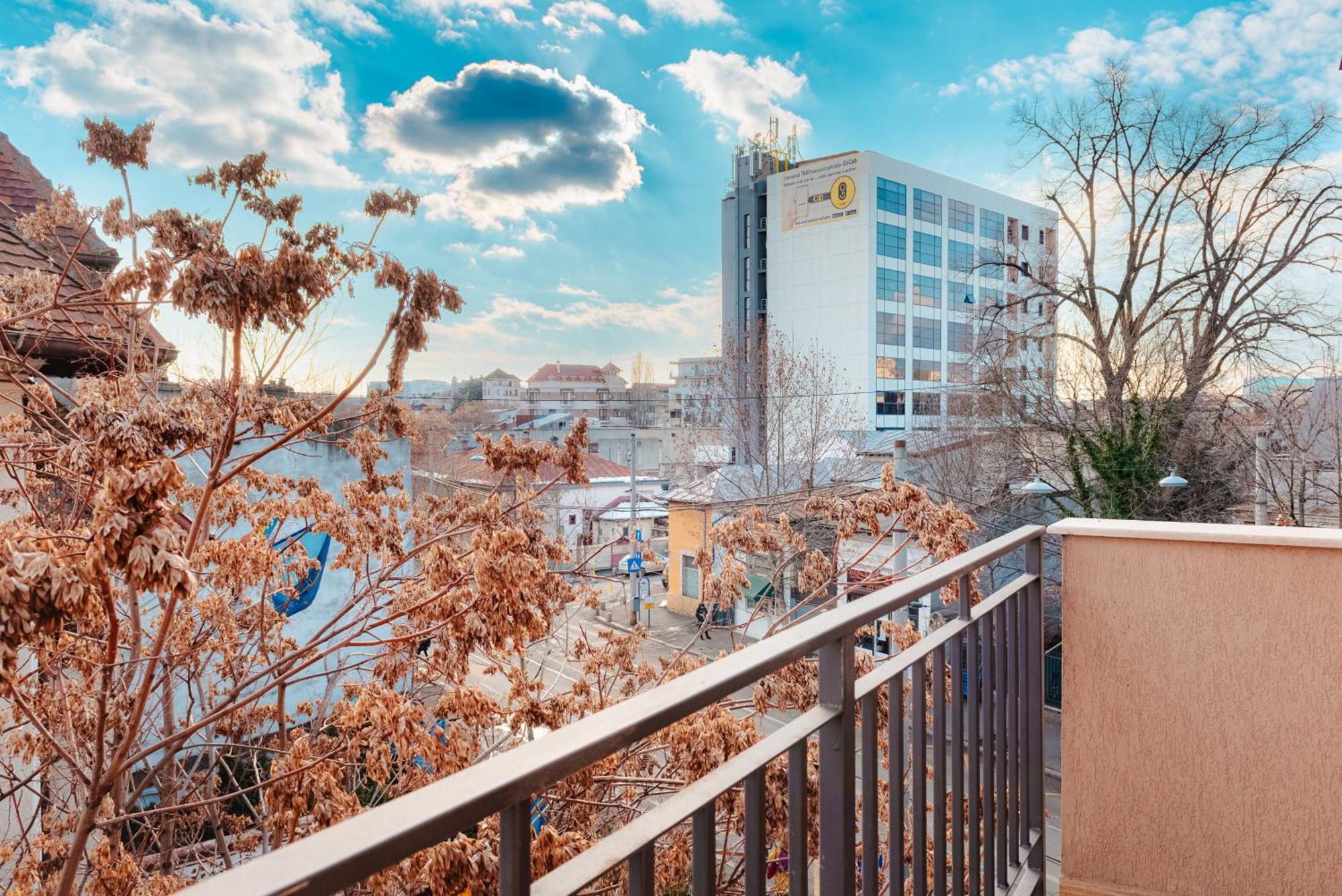 Downtown Apartment Boutique - Blue & Pink Bukares Bagian luar foto